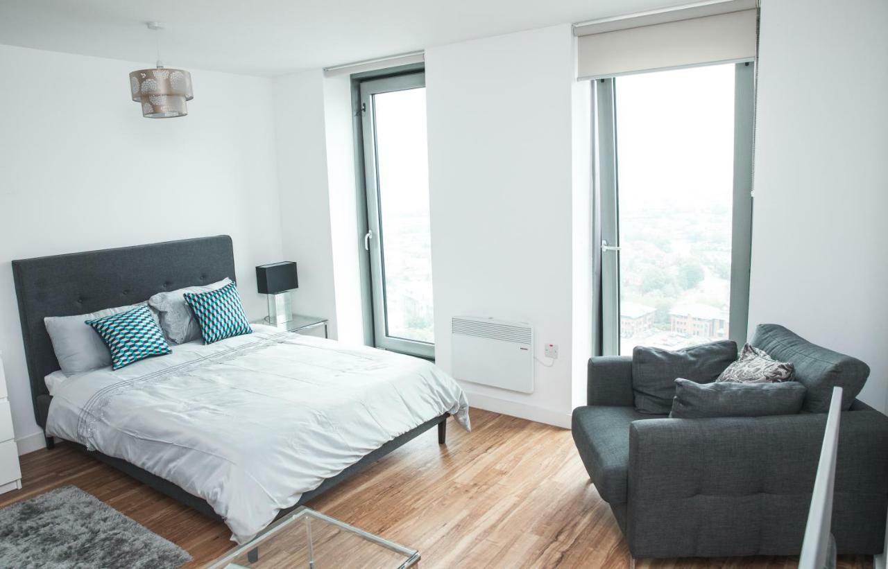 מנצ'סטר Studio Apartments Free Street Parking Subject To Availability מראה חיצוני תמונה